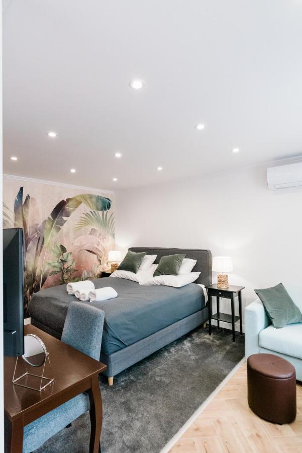 Monbuhim Comfort Veszprem Bagian luar foto