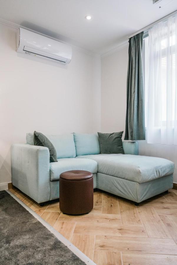 Monbuhim Comfort Veszprem Bagian luar foto