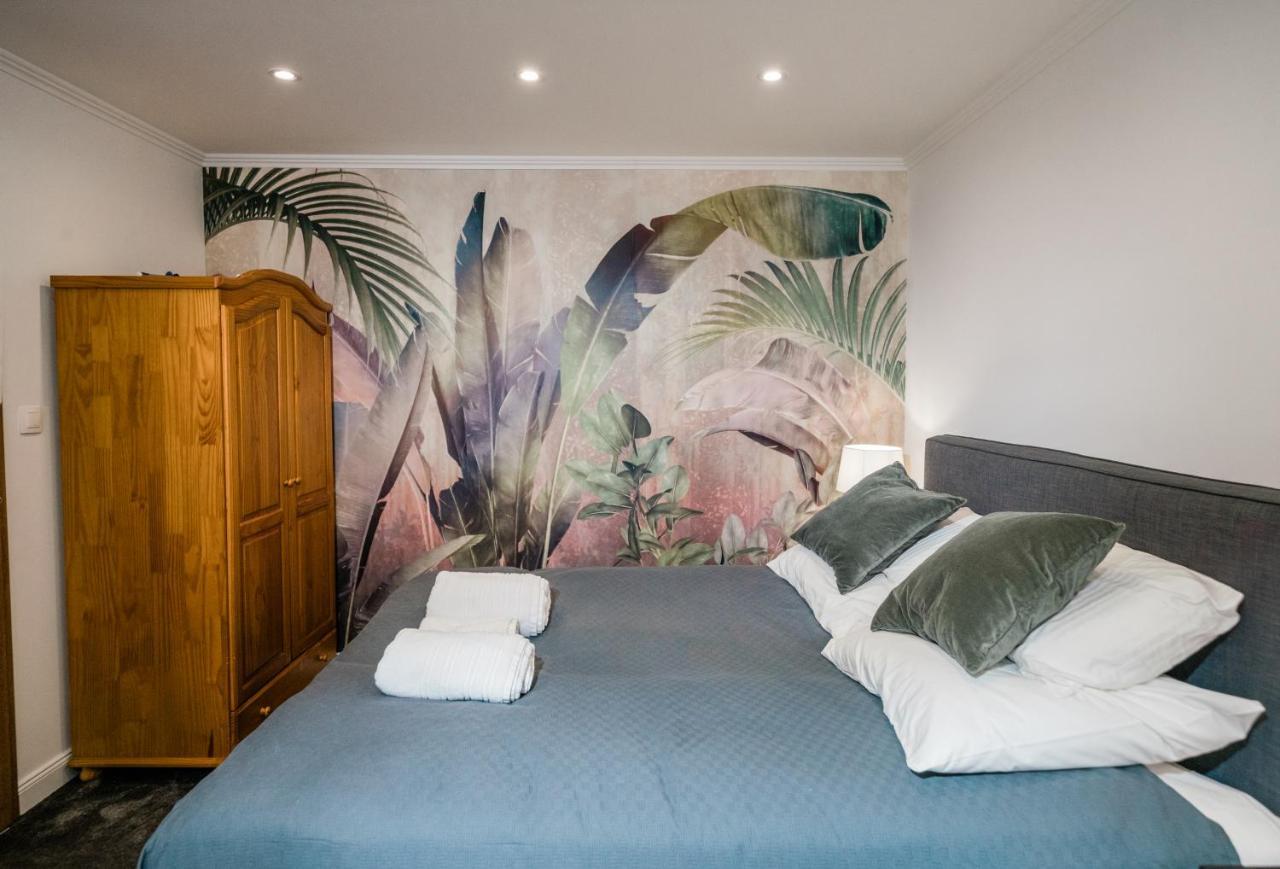 Monbuhim Comfort Veszprem Bagian luar foto