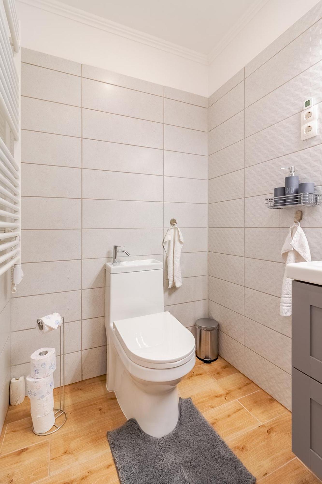 Monbuhim Comfort Veszprem Bagian luar foto